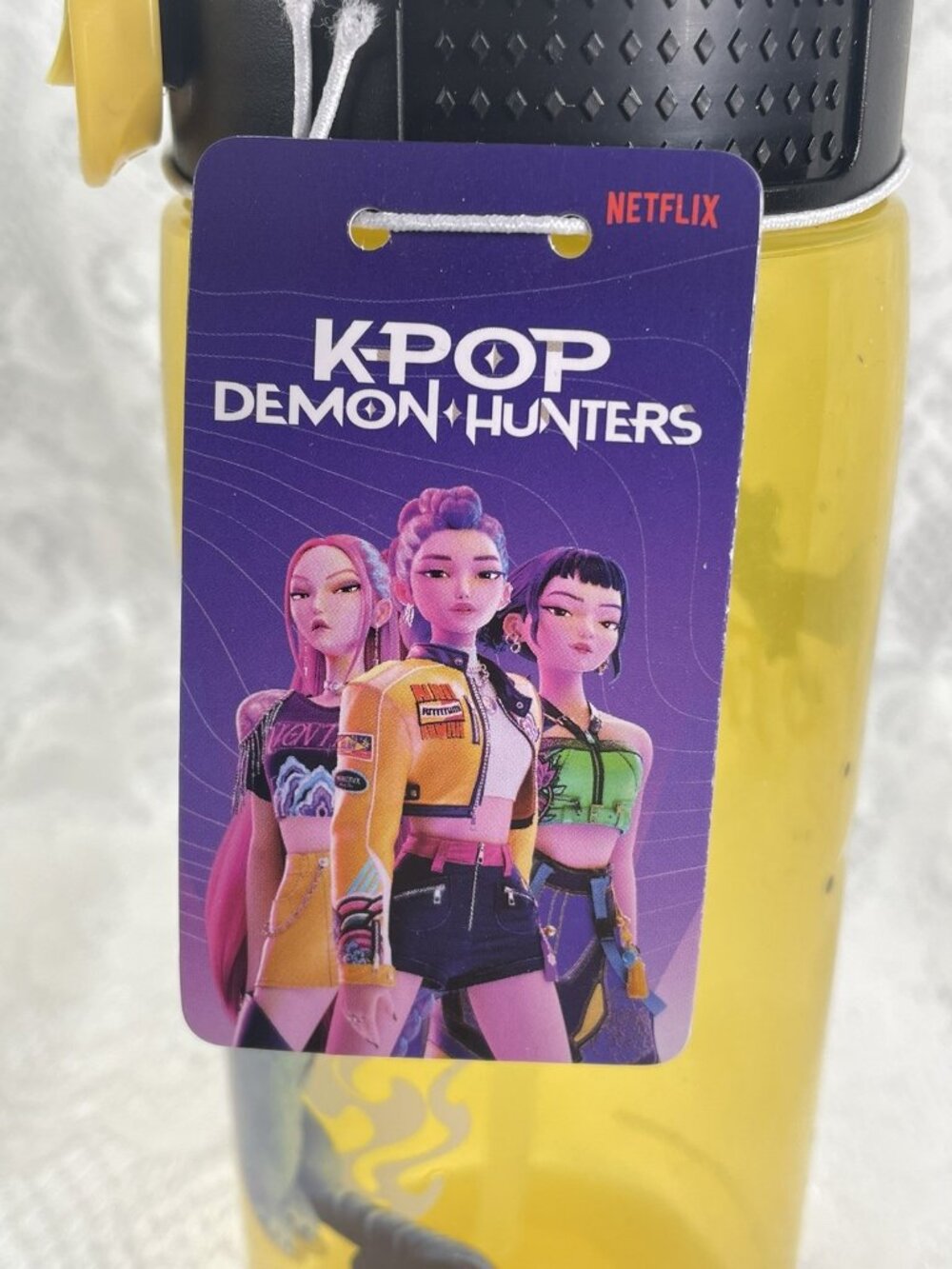 Zak Designs K-Pop Demon Hunters Derpy 25oz Plastic Bottle Dishwasher Safe Lock - Picture 4 of 6